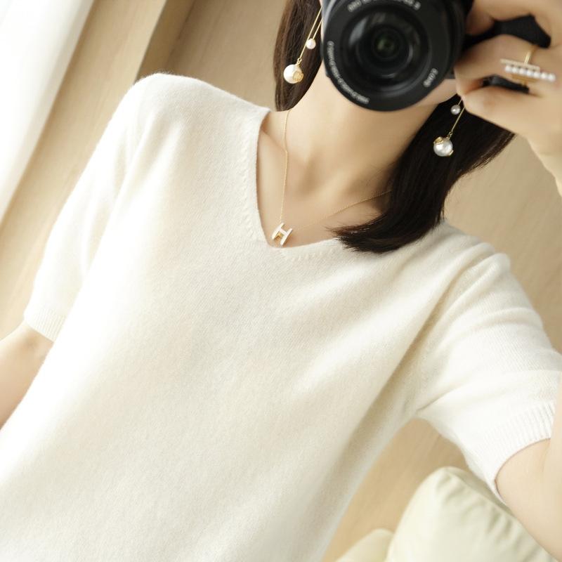 New Spring Short-sleeved Autumn and Winter Sweater Sweater V-neck Half-sleeve Trendy Versatile Korean Style Loose Bottoming Shirt T-shirt for Women