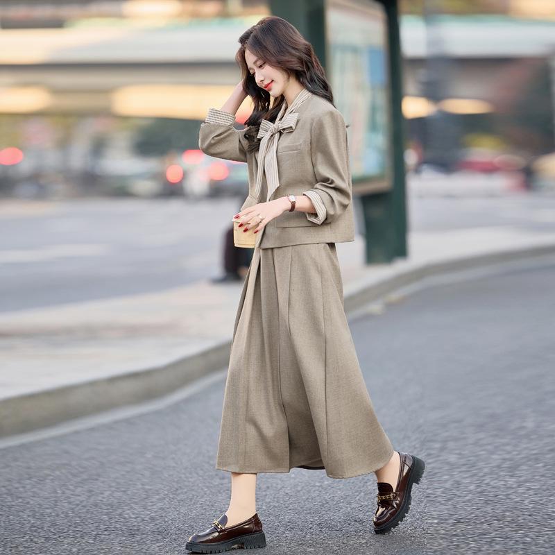 Spring 2025 Bow-Accent Single-Breasted Jacket & Skirt Two-Piece Set