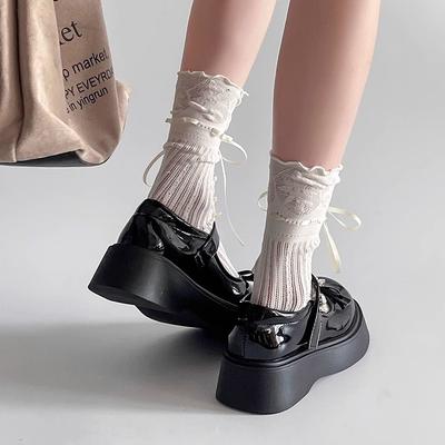Hochhackige Schleifen-Plateau-Schuhe aus kleinem Leder Sommer neue Mode mit Rock Retro flacher Ausschnitt Mary Jane Einzelne Schuhe