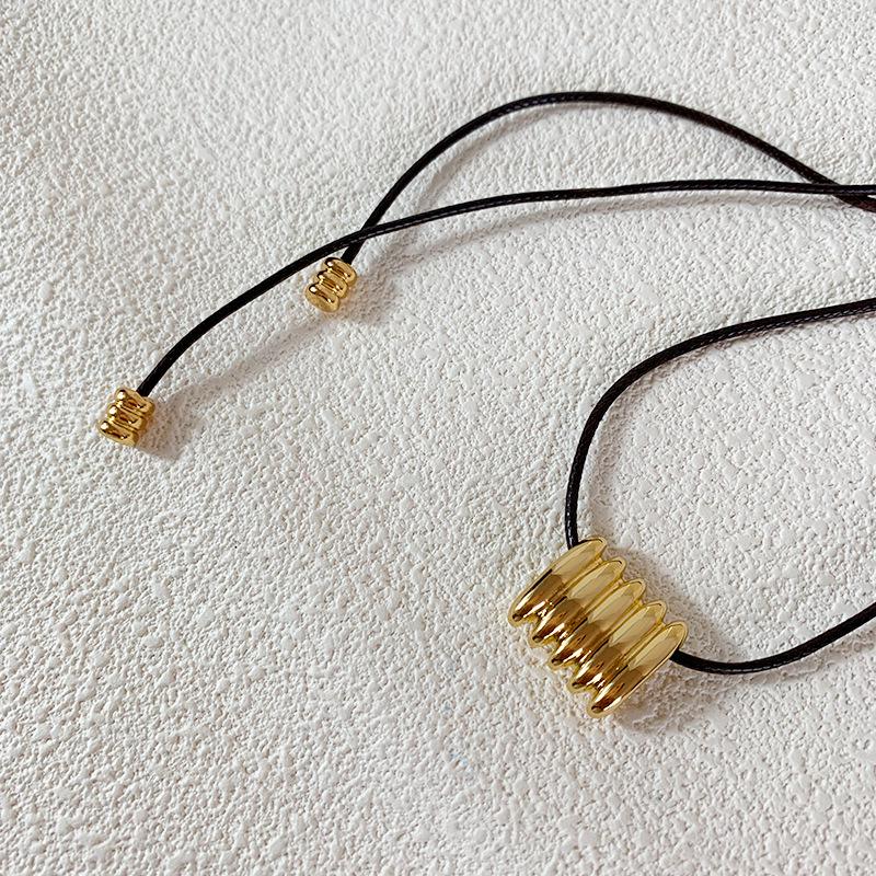 Celebrity Style Multi-Wear Leather Cord Choker with Textured Metal Square