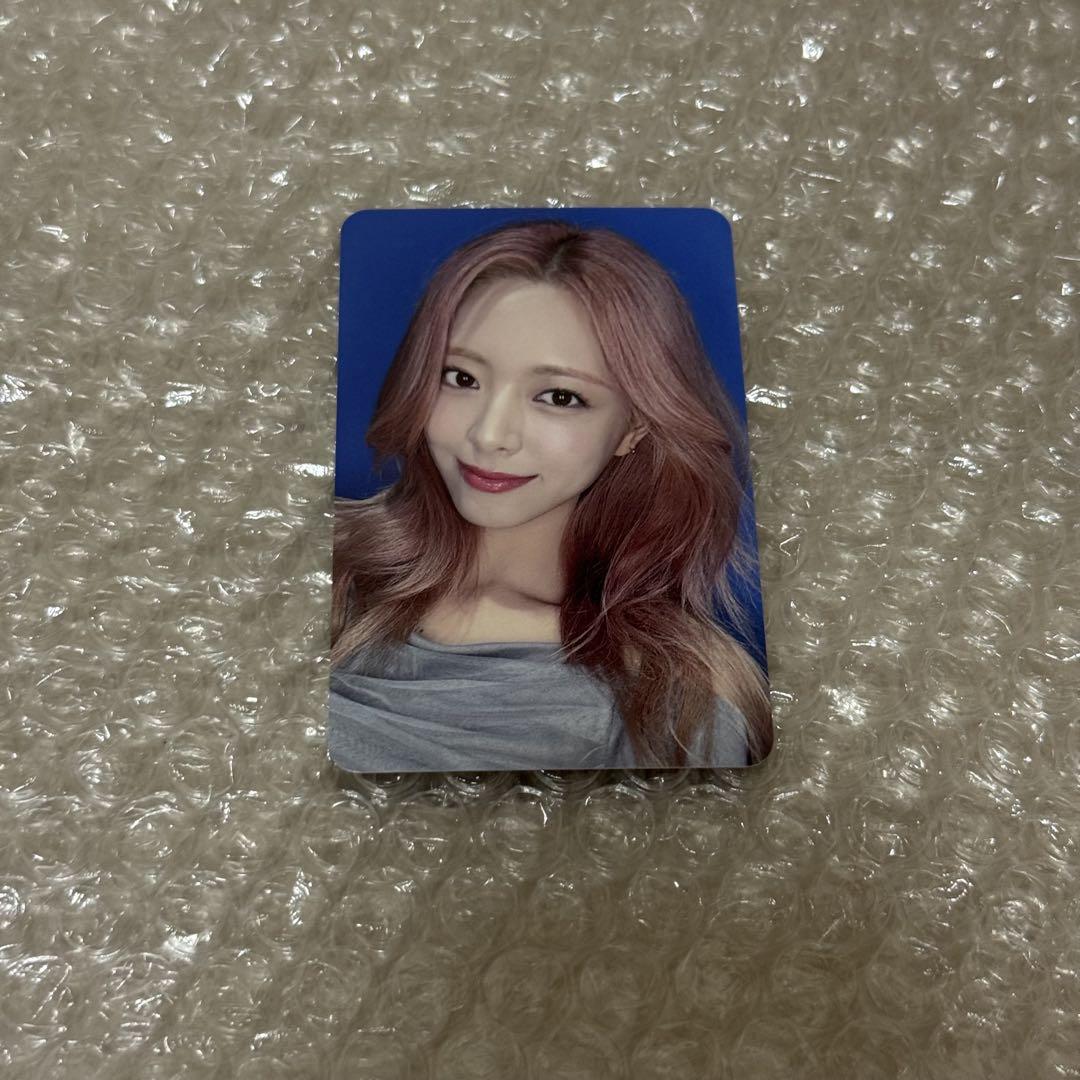 

[USED] ITZY Makestar In-Person Winner Exclusive Trading Card Yuna