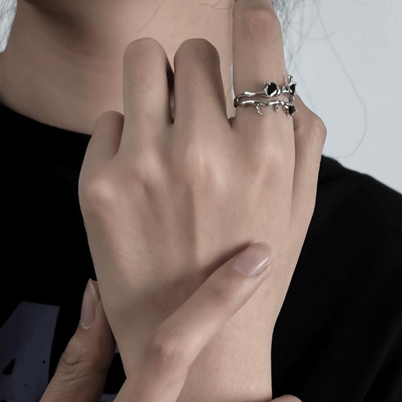 Fashionable Layer Double Ring With Unique Geometric Shape And Open Adjustable Style