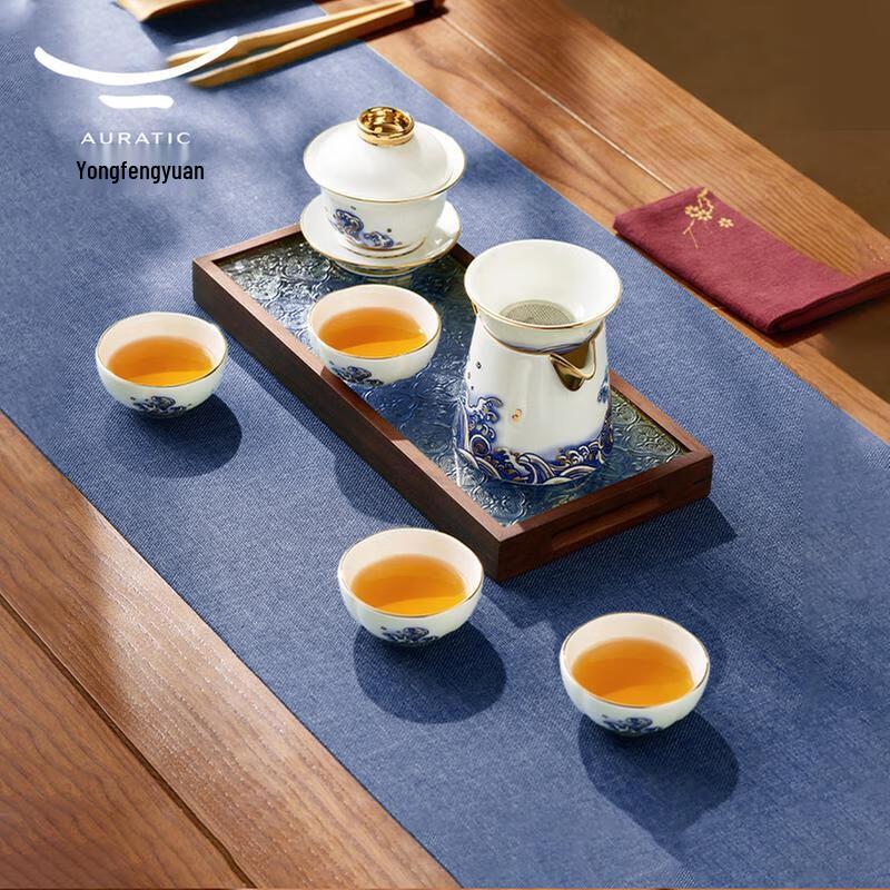 Yongfengyuan Mr. Porcelain Sea Pearl 9-Piece Tea Set