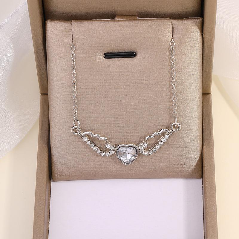 Wings Pendant New Jewelry Women's Fashion Diamond-encrusted Love Necklace Alloy Sweater Chain