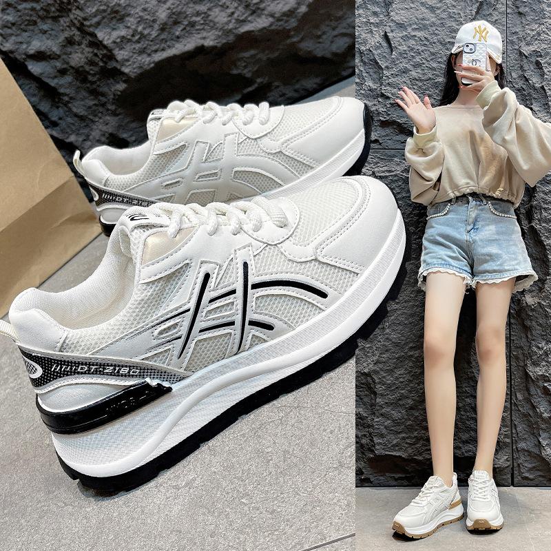 Fried Street Retro Color Matching Daddy Shoes Women's 2025 Spring New Versatile Breathable Lightweight Feet Small Platform Sneakers