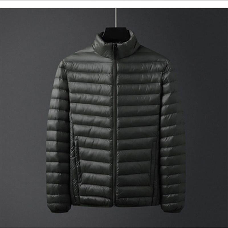 

High-end genuine men s light down jacket men s short winter ultra-light thin white duck down stand-up collar casual jacket 170--80-50 kg чорний
