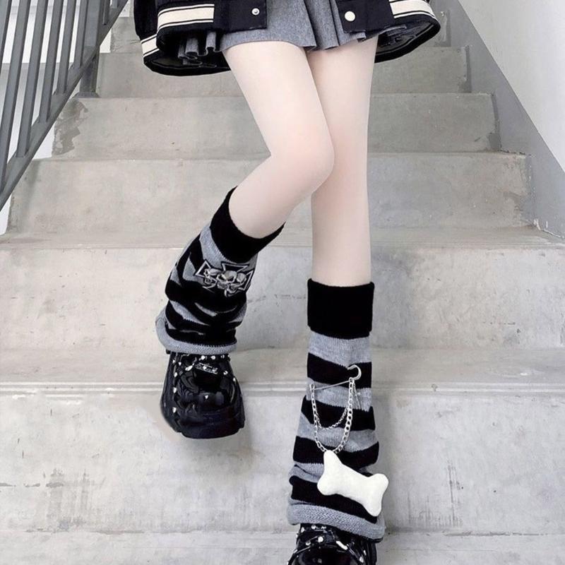 Calentadores de Piernas de Punto Rayados Góticos Punk Calaveras Cruces Adornos Cubre Pies Piernas Calcetines Largos Holgados Acampanados para Mujeres Niñas