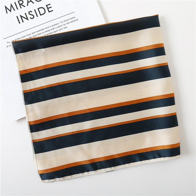 50 * 50cm İlkbahar Ve Sonbahar İpek Eşarplar Çok Yönlü Dekorasyon Profesyonel Küçük Kare Eşarplar Boyun Koruma Bağlama Çantası