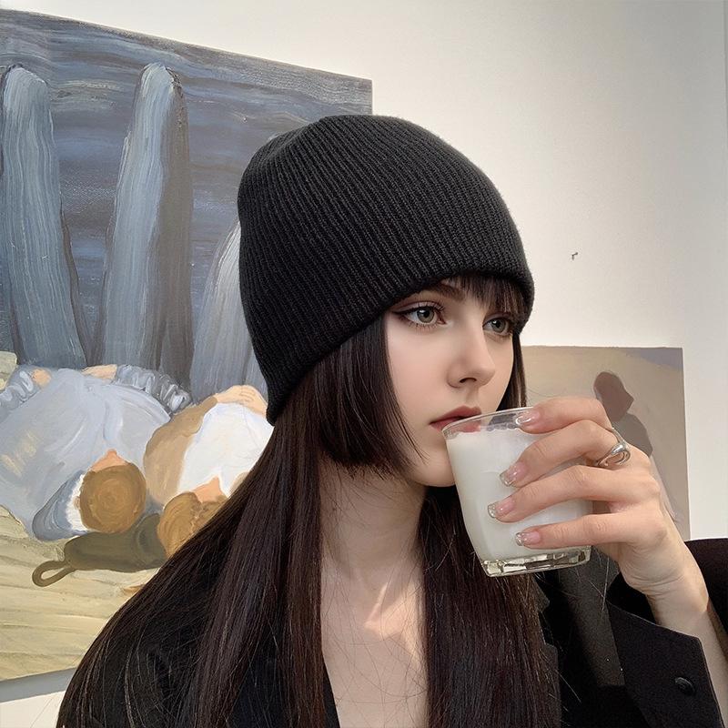 

Жіноча зимова вовняна шапка Модна корейська шапка-пуловер Універсальна холодна шапка Корейська версія Японська тепла шапка-біні Осінь та зима