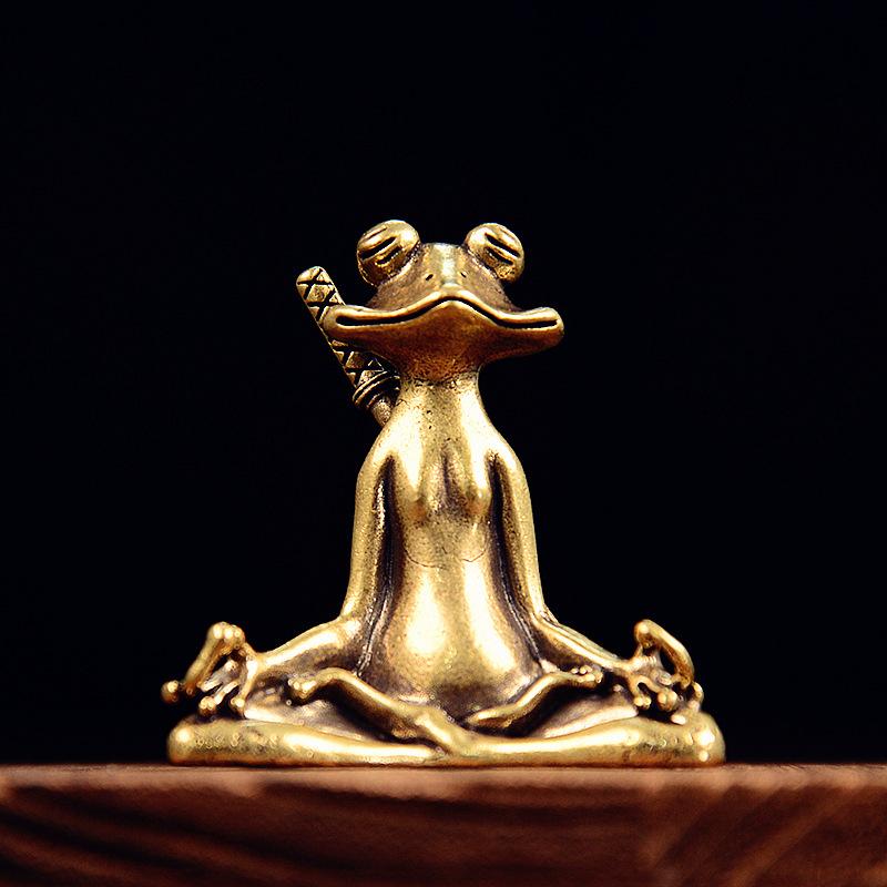 Messing Yoga Frosch Statue Mini Frosch Figur Kung Fu Tee Dekoration Zen Meditation Frosch Skulptur Heim Dekoration Zubehör