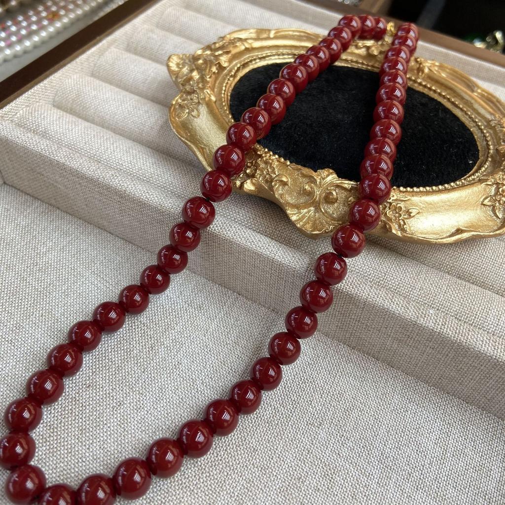 8Mm Angola Red Beaded Necklace Women'S Autumn And Winter Light Luxury Versatile Neck Chain Exquisite White Retro Clavicle Chain