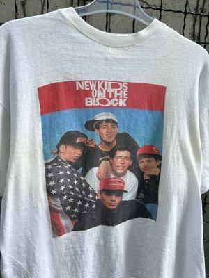 Vintage 80s New Kids On the Block Band White T-shirt D875