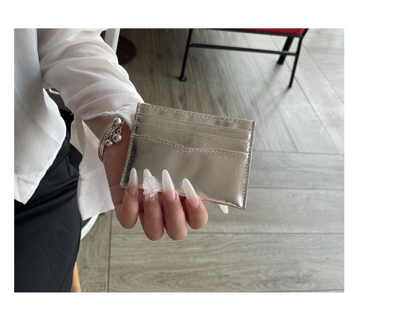 Exquisite Ladies' Crackle Leather Ultra-Thin Card Holder – Cute, High-End Mini Case for Cards and Driver's License