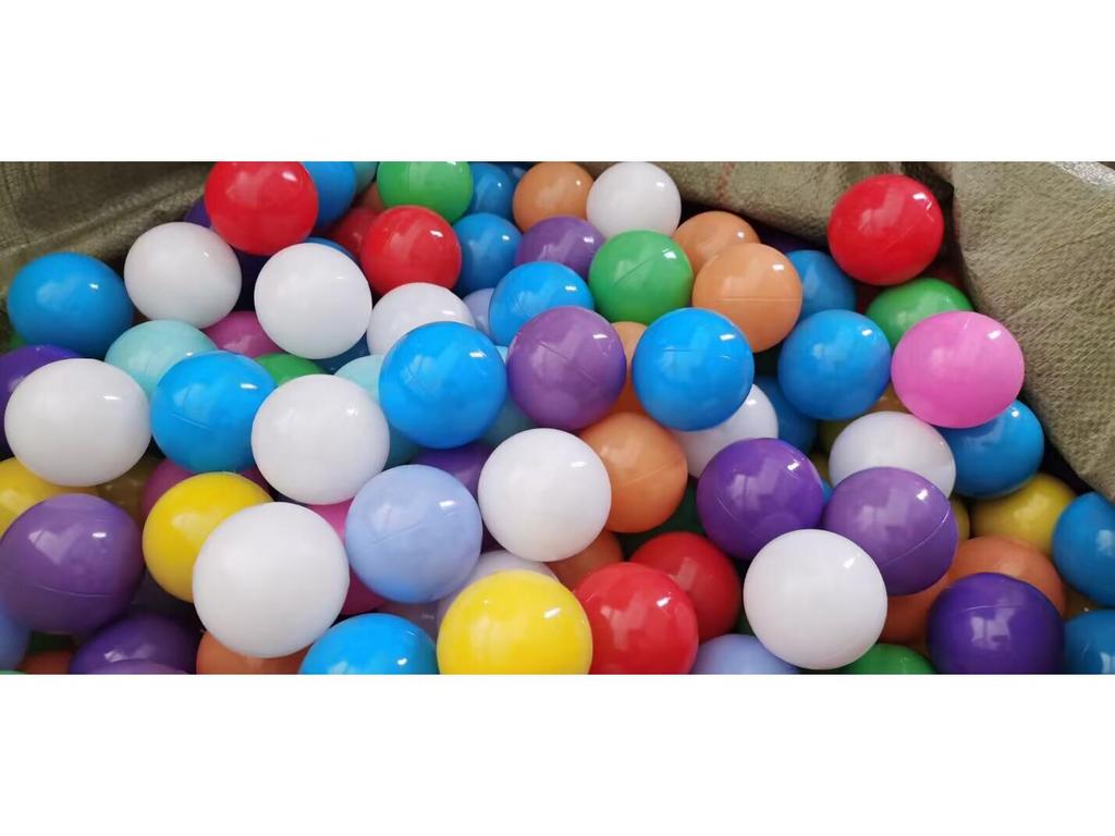 Eco-friendly Colorful Ocean Ball Pit for Children's Water Play