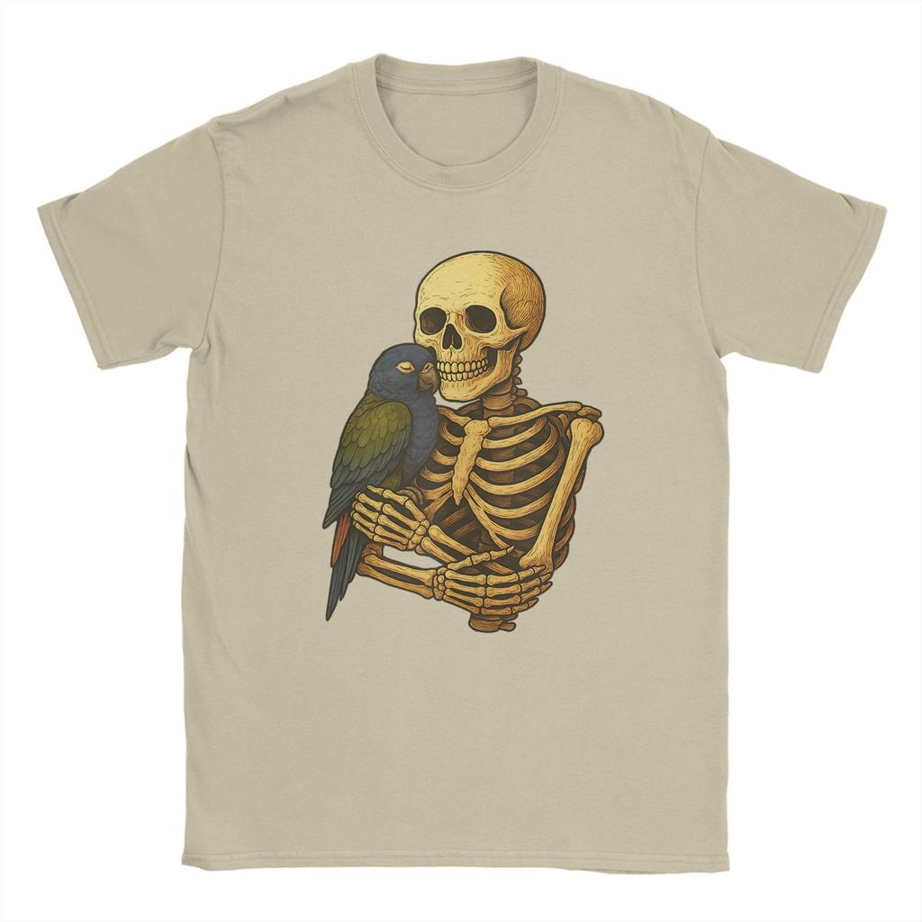 Skeleton Hugging Pionus Parrot Funny Halloween T-Shirt Men Vintage Cotton Tees O Neck Short Sleeve T Shirts Plus Size Clothes