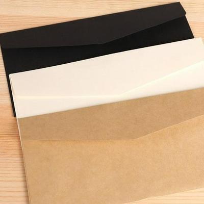 B13 Hnedá kraftová obálka - Minimalistická, Jednofarebná, Bez potlače