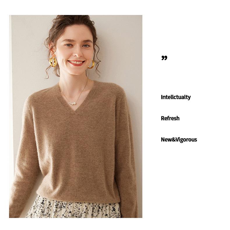 Women's Long Sleeve V-Neck Cashmere Knit Base Layer Top: Versatile, Loose, and Slimming Sweater Innerwear.