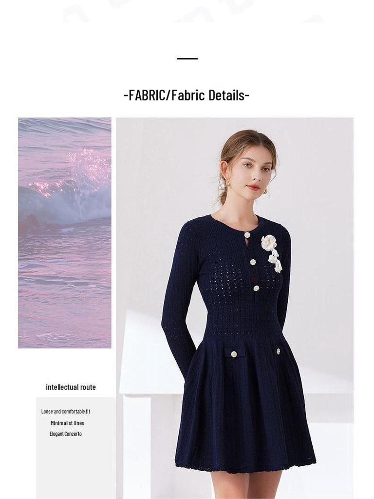 2025 Autumn Floral Bell Sleeve Slim Mid-Length Dress