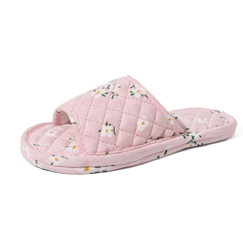 Stylish Quilted Indoor Fabric Slippers with Floral Pattern 36-41 розовый
