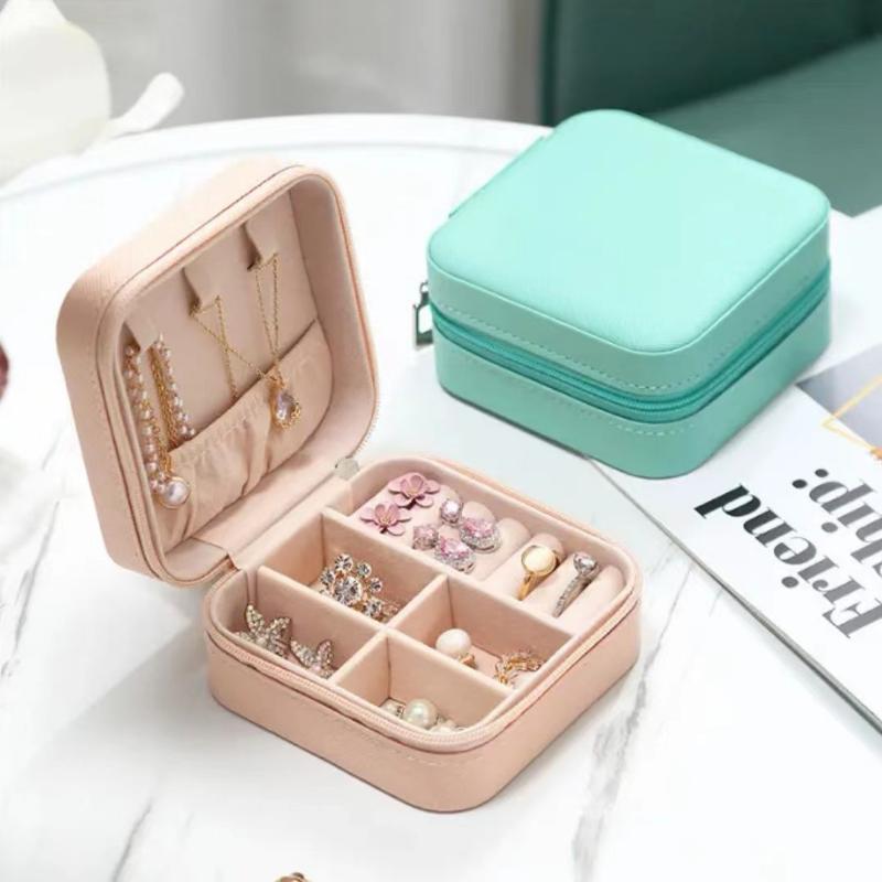 Portable Jewelry Box Jewelry Organizer Display Travel Jewelry Case Boxes Jewelry Leather Storage Zipper Jewelers Jewelry Box