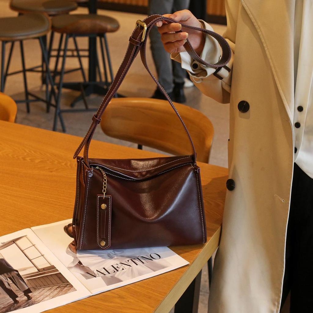 Baidi Damen Retro Leder Schultertasche - Weiches Rindsleder Kissen-Design für den Weg zur Arbeit