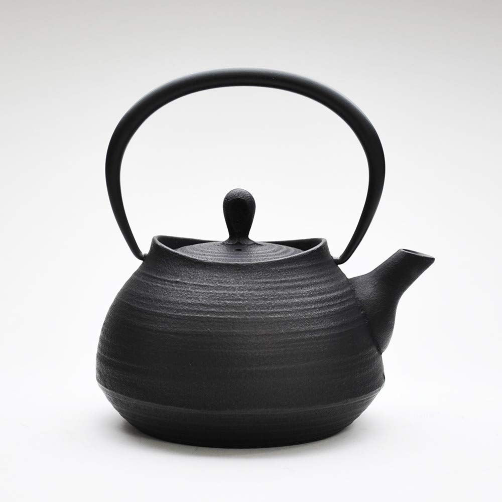 Nanbu Ironware: Ichiudo Hakeme Iron Kettle, 0.6L [Black Finish]