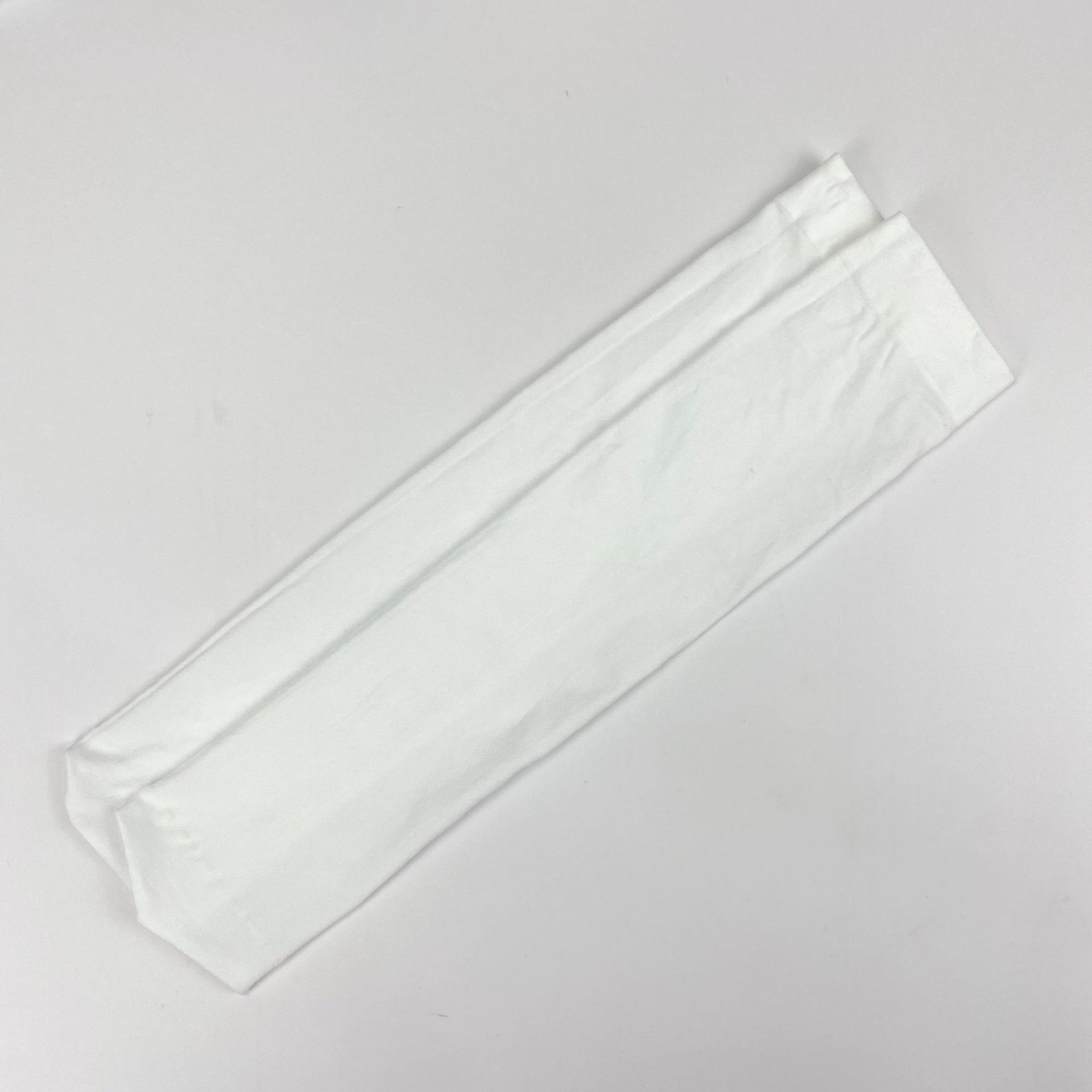 

Children s mid-calf dance socks, thin velvet girls over-the-knee white three-stripe student socks S32cm чистый белый