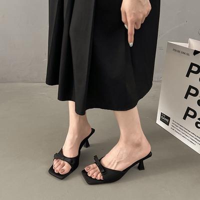 Fashion Temperament, Celebrity Style, Women's Versatile and Explosive Cool Slippers 2025 Summer New Elegant Square Head High Heels