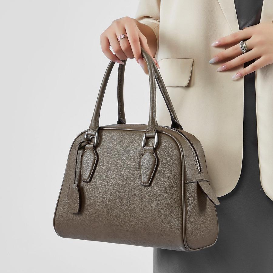 Premium Leather New Women's Bag Large Capacity Cowhide Handbag Pillow Bag