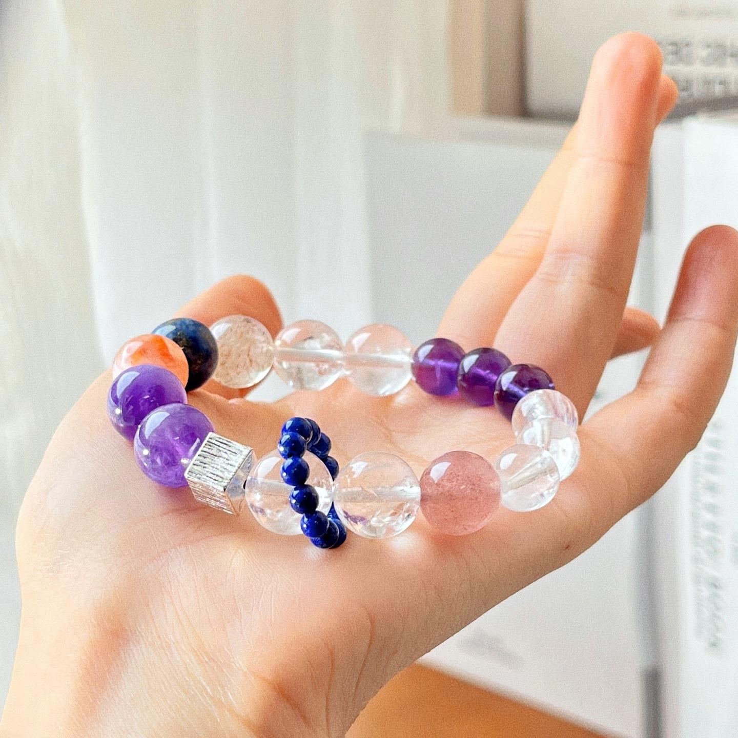 Natural White Crystal Strawberry Crystal Amethyst Lapis Lazuli Design Bracelet Bracelet.