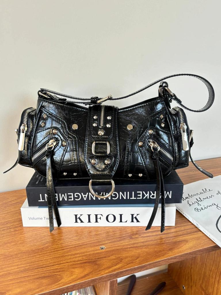 Y2K High-End Women's Crossbody Bag: Fashionable Motorcycle-Inspired Single Shoulder Bag for 2024