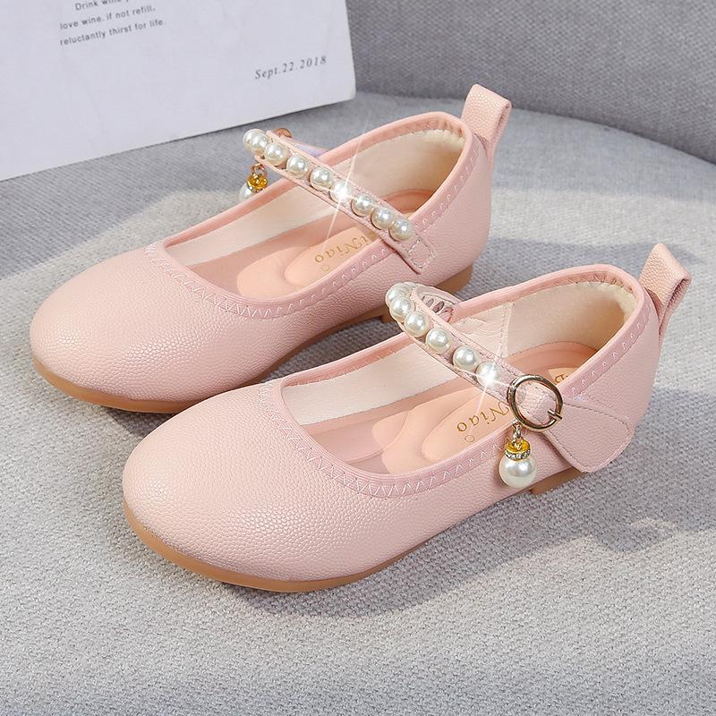 "2024 Summer Girls' Pearl Leather Shoes with Soft Soles for Young Students"