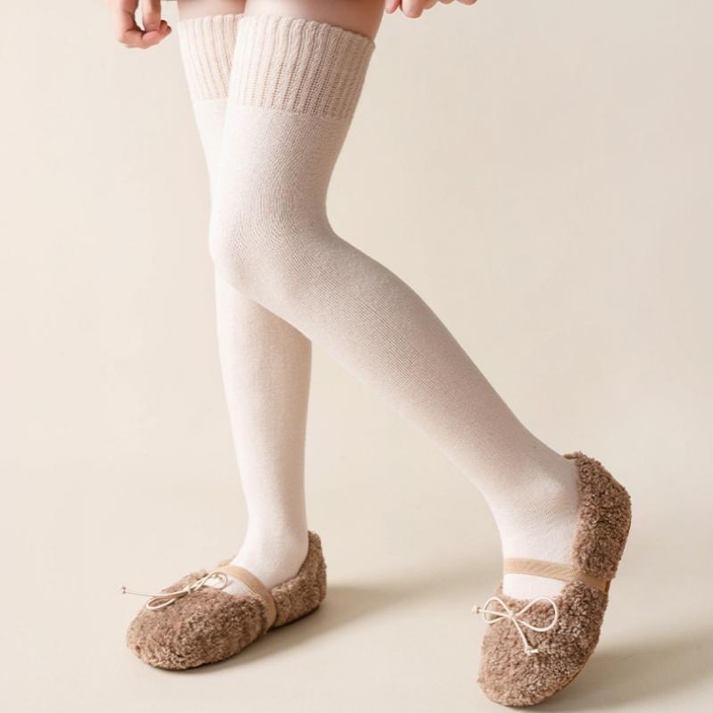 

Детские чулки зимние теплые бархатные детские длинные носки толстые шерстяные гетры термочехол для ног однотонные вязаные чулки для девочек one size бежевый