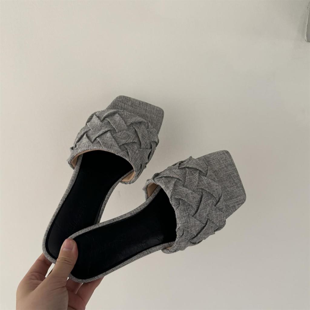 Fashion Shoes Square Toe Rubber Flip Flops Woman's Slippers Slides Hawaiian 2025 Flat Scandals Flat Shoes Female Woman's Slippers Square