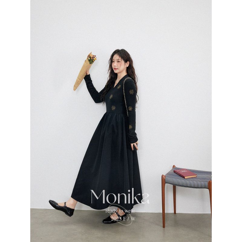 

Plus-Size French Retro-Style Black Long-Sleeve Dress for Women, Slimming and Elegant Long Dress with Fashionable Rhinestone Embroidery Black XL