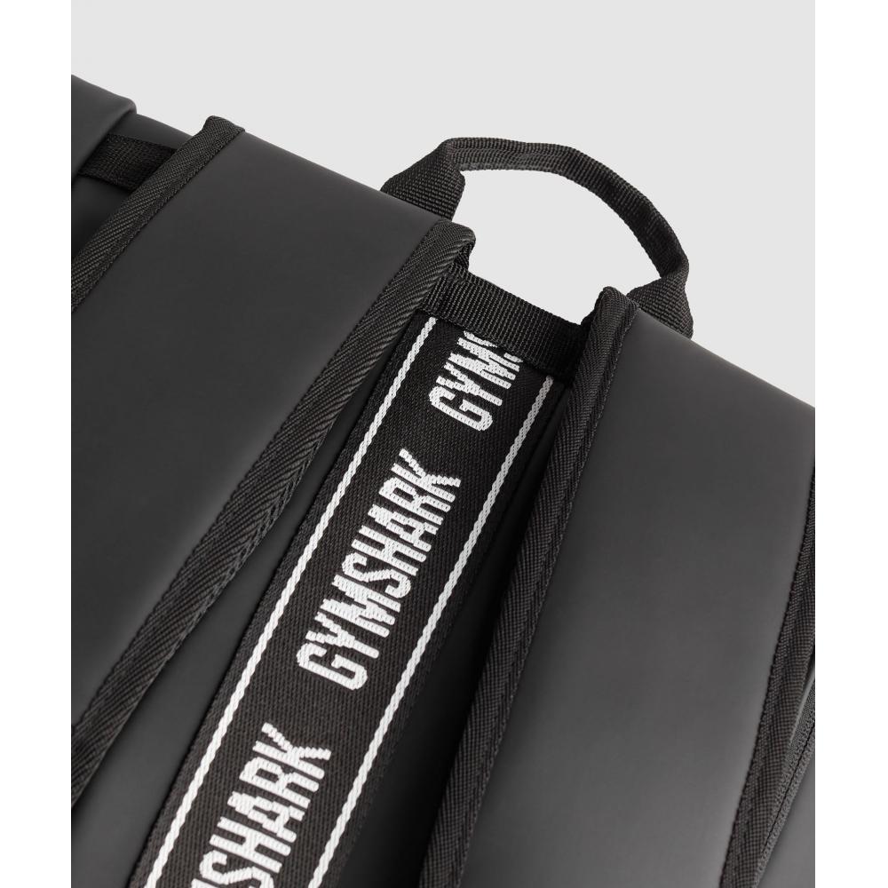 Gymshark Sleek Backpack Roll Top Black I2A9E BB2J
