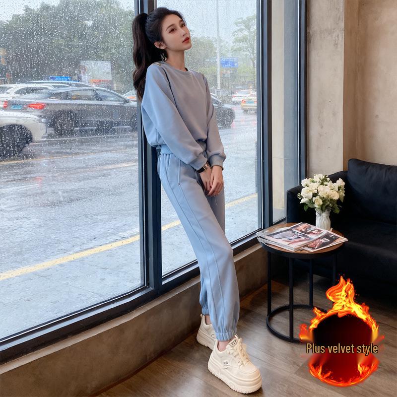 Korean Style Women's Sportswear Set 2025: Chic Autumn/Winter Slimming Running Suit, Casual Two-Piece Trend.