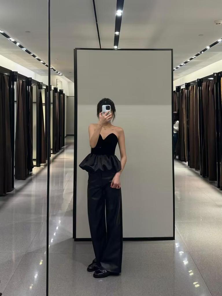 Zimní sametový top bez ramínek se srdíčkovým výstřihem pro ženy