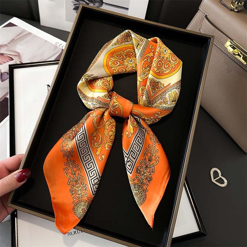New Fashion 70x70cm Printed Women's Scarf Pashmina Silk Scarf Square Shawl Decorative Headband Neck Luxury Design Bandana