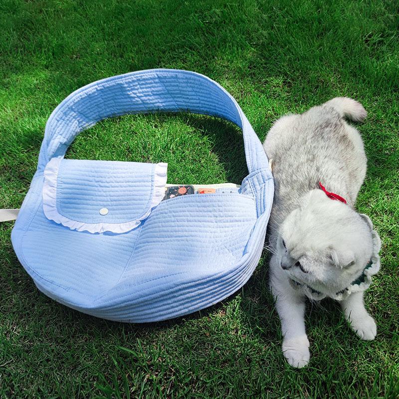 

Korean-style Cat Bag Pet Crossbody Bag for Travel Single Shoulder Portable Small Cat and Dog Backpack Pet Supplies Within 4 kg
