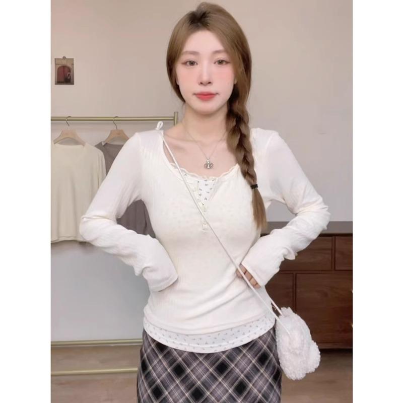 Chic floral low-neck bottoming shirt for women's inner wear, autumn and winter new button-down long-sleeved T-shirt, beautiful two-piece u-neck top