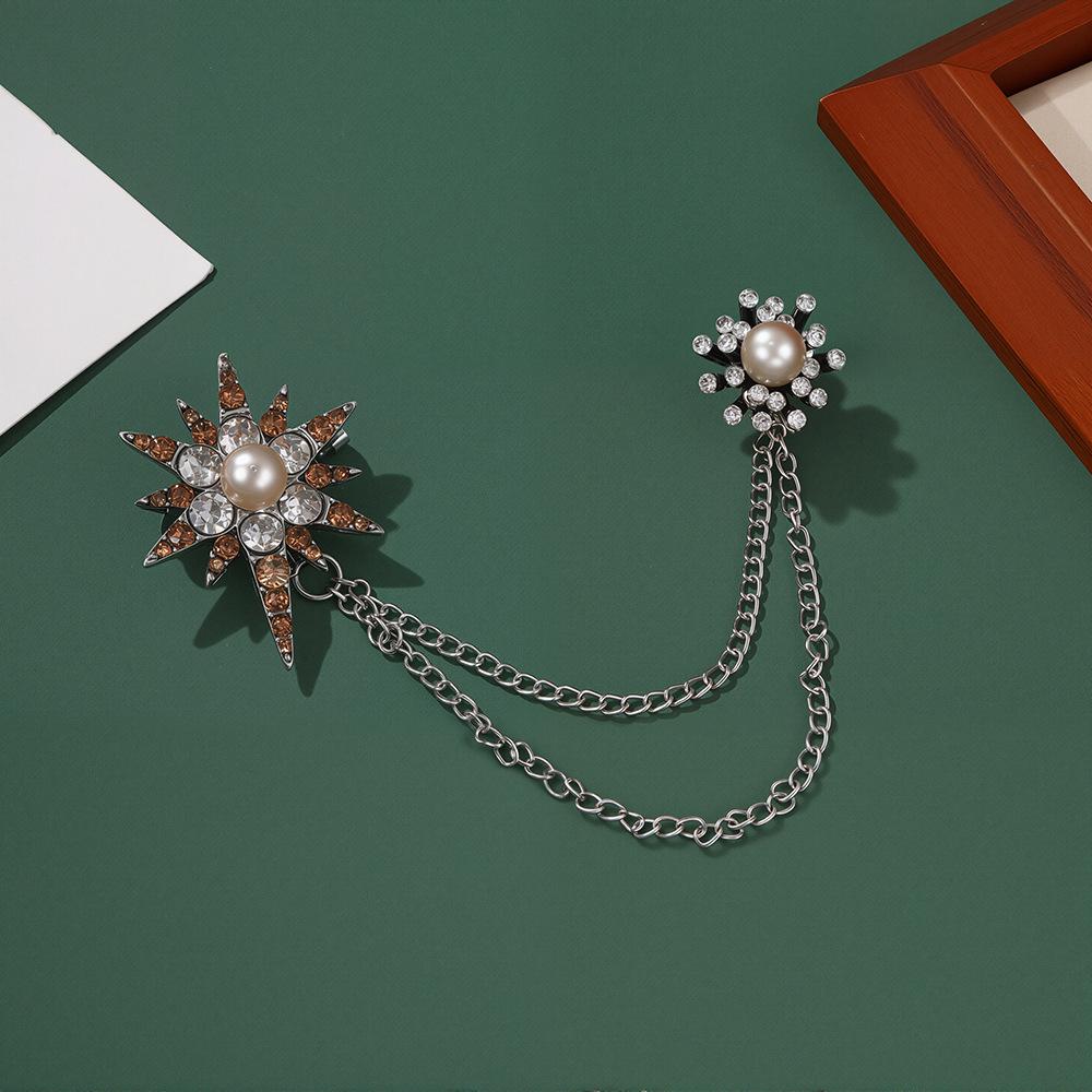 Temperament Retro Pearl Diamond-Encrusted Xingmang High-End Suit Brooch Metal Chain Fringed Niche Design Brooch