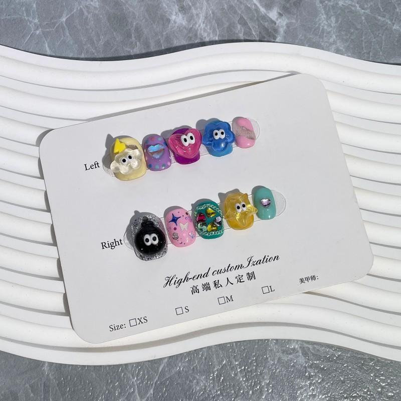 Cute Cartoon Press-On Nails Short Round Style Handmade Nail Tips Girls Women Sweet Playful Eye Design