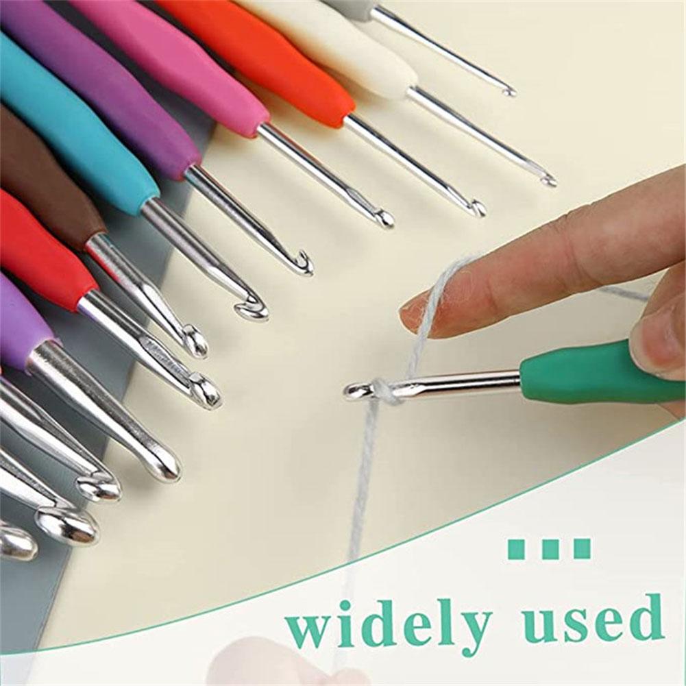 87Pcs Crochet Hooks Kit with Case Crochet Needles Weave Yarn Kit Ergonomic Handle Hand Knitting Art Tools for Beginners