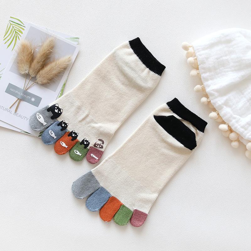Korean Style Women's Cartoon Toe Socks - Colorful, Dot Design, Five-Finger Style