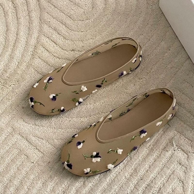 

Стильные балетки из сетки с вышивкой цветов, нишевые полые плоские туфли Мэри Джейн 40