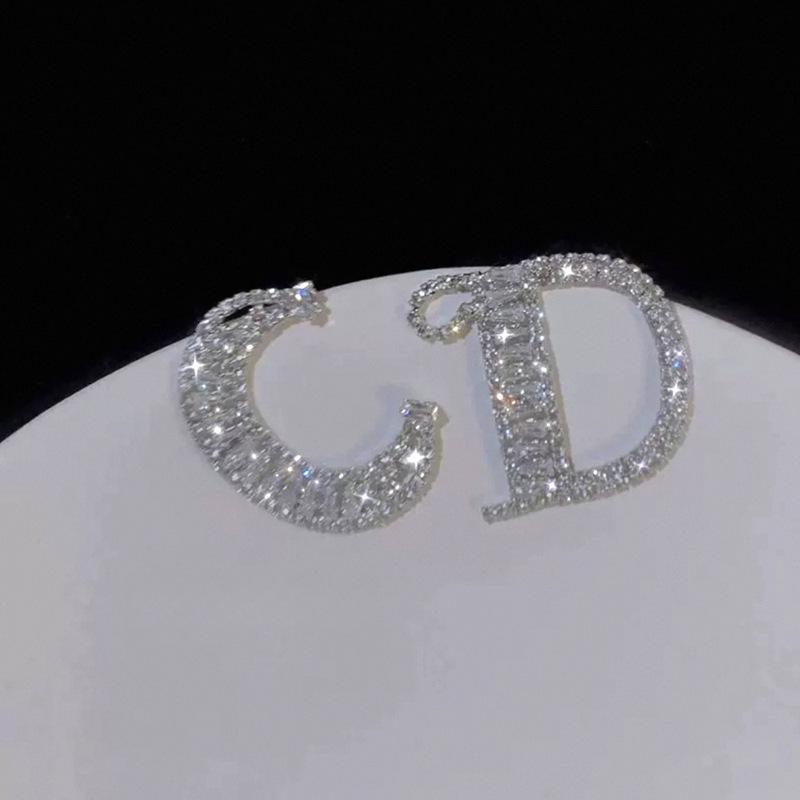 2025 Diamond Geometric Flower Tassel Earrings – Korean Cold Style, Light Luxury for Women