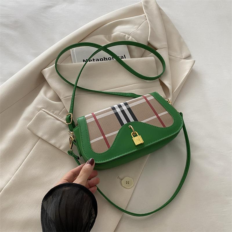 Fransız niş koltuk altı çantası ekose kontrast renk omuz askılı küçük kare çanta basit retro kilit kadın çantası
