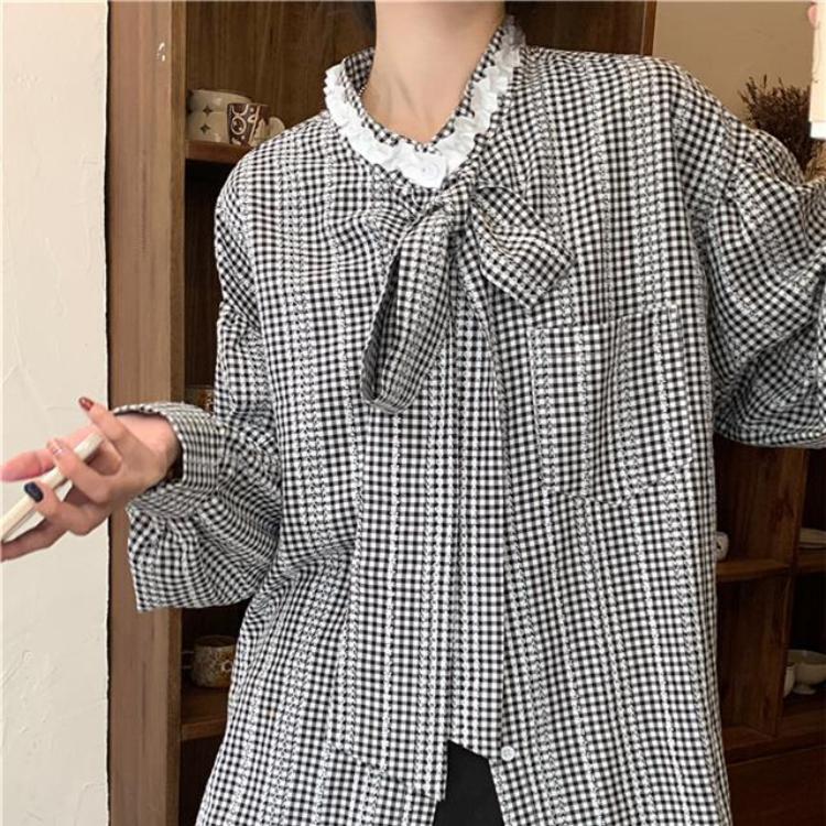 Wiosenne jesienne bluzki z długim rękawem zasznurowane Plaid Patchwork pojedyncze piersi koszule damskie dorywczo luźna odzież w stylu Preppy