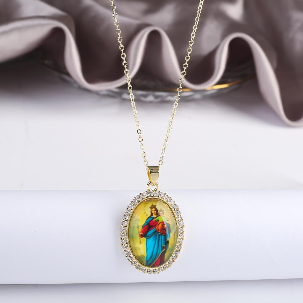 Hot Sale Virgin Mary and Child Theme Zirconia Charm Pendant Necklace Classic Man Woman Religious Jewelry Holiday Gift Accessory